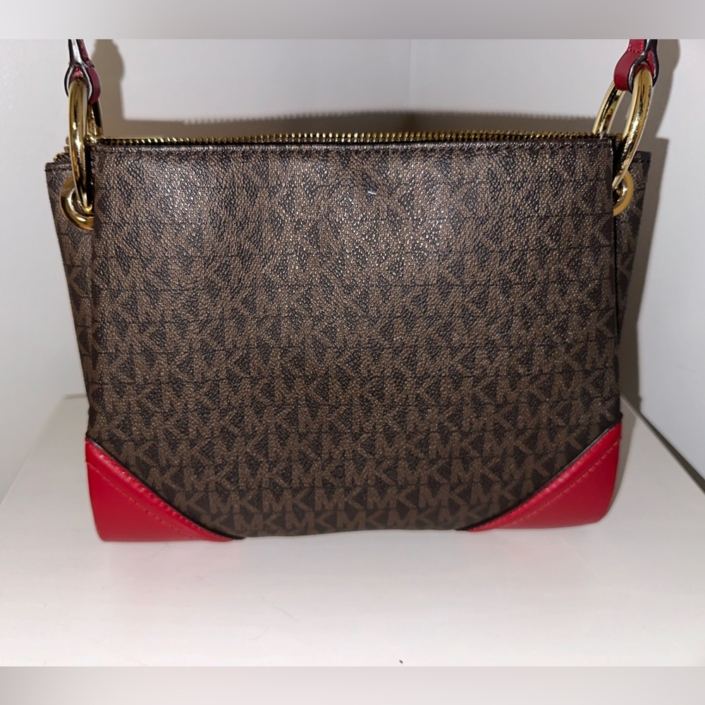 Sold!!!! Michael Kors Nicole Crossbody Bag - Picture 2 of 7